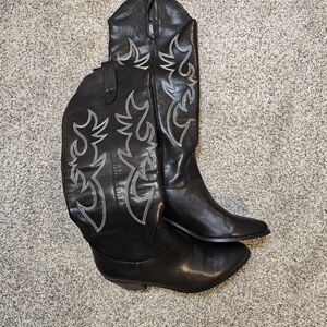 Black Western Embroidered Boots